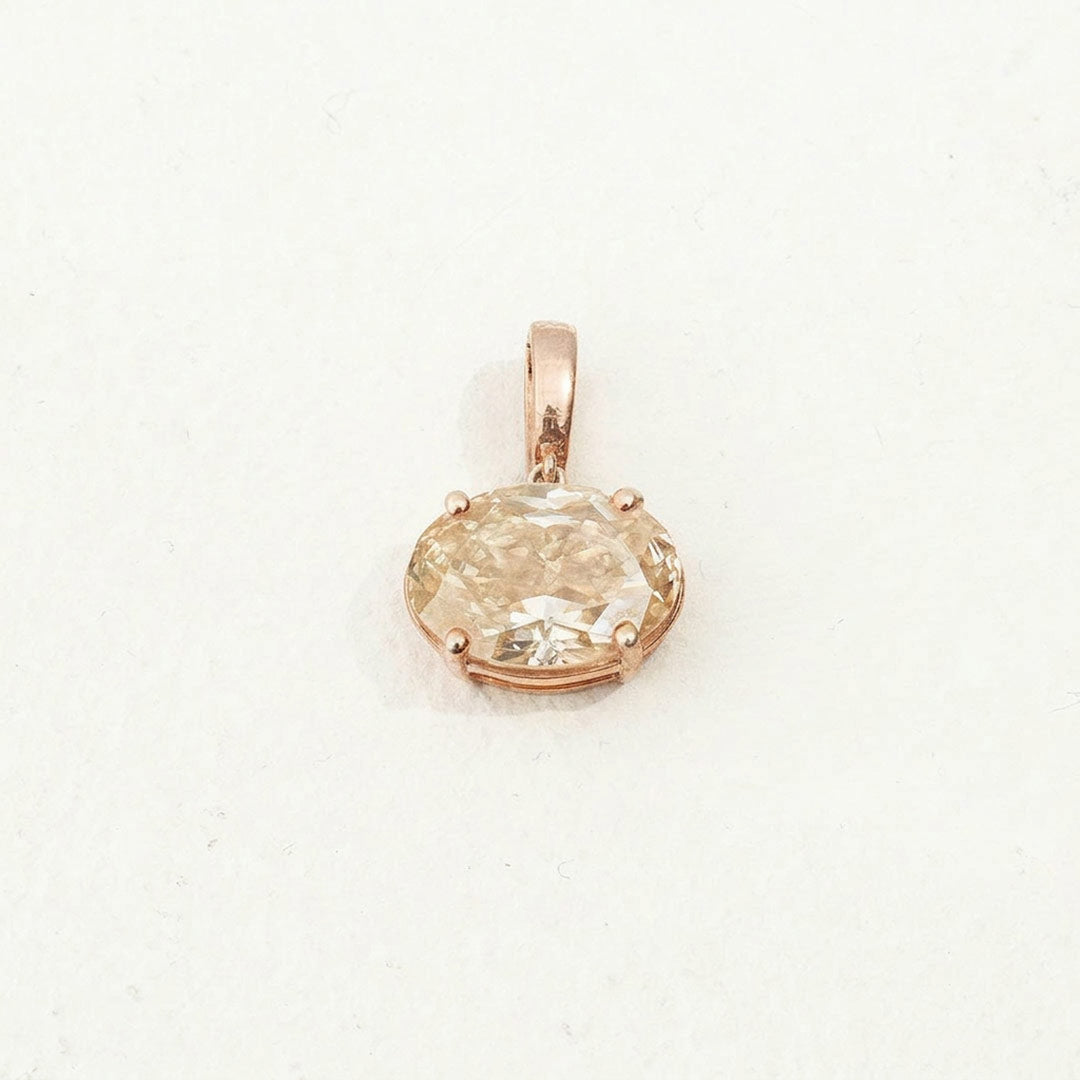 The Salma Pendant (Light Champagne)