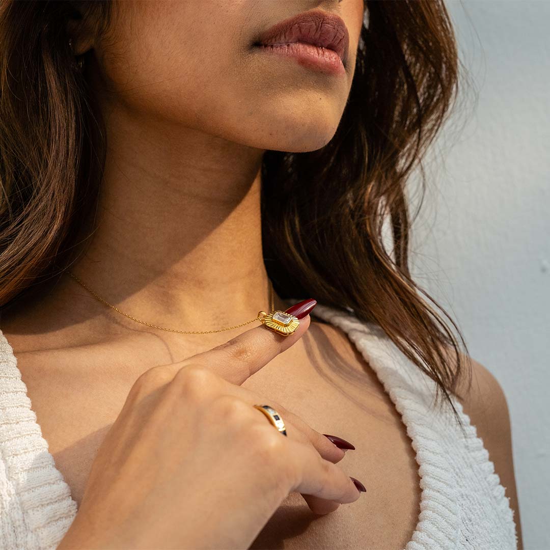 The Farha Pendant